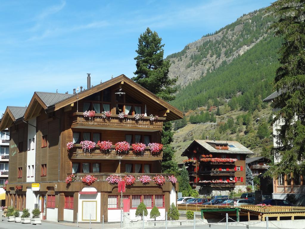 Appartementhaus Crystal Täsch Rom bilde